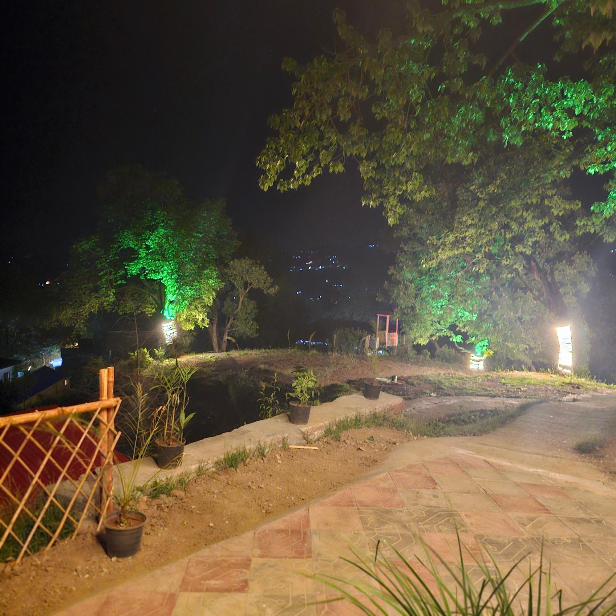 Misty Peaks Resort Murree Exterior foto