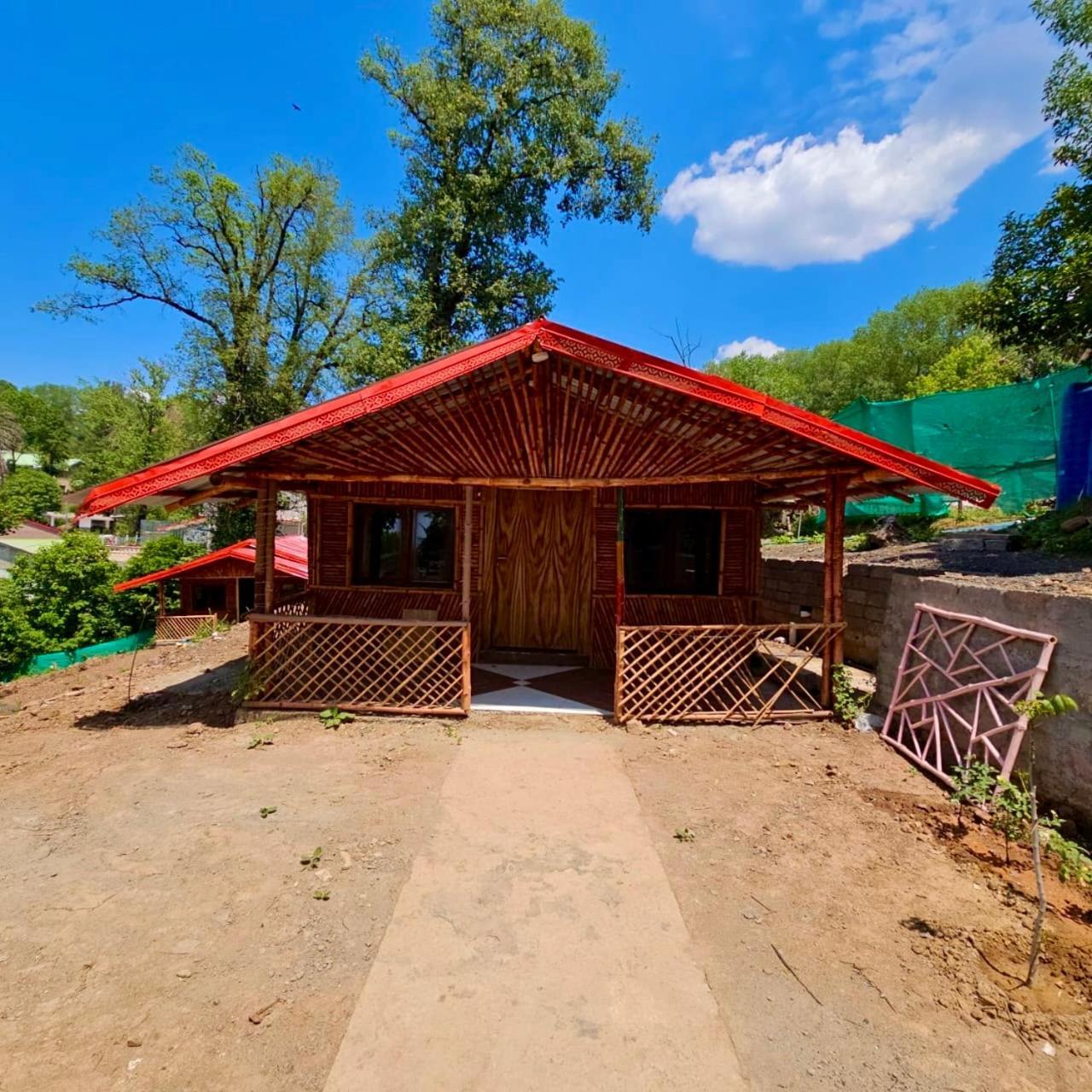 Misty Peaks Resort Murree Exterior foto